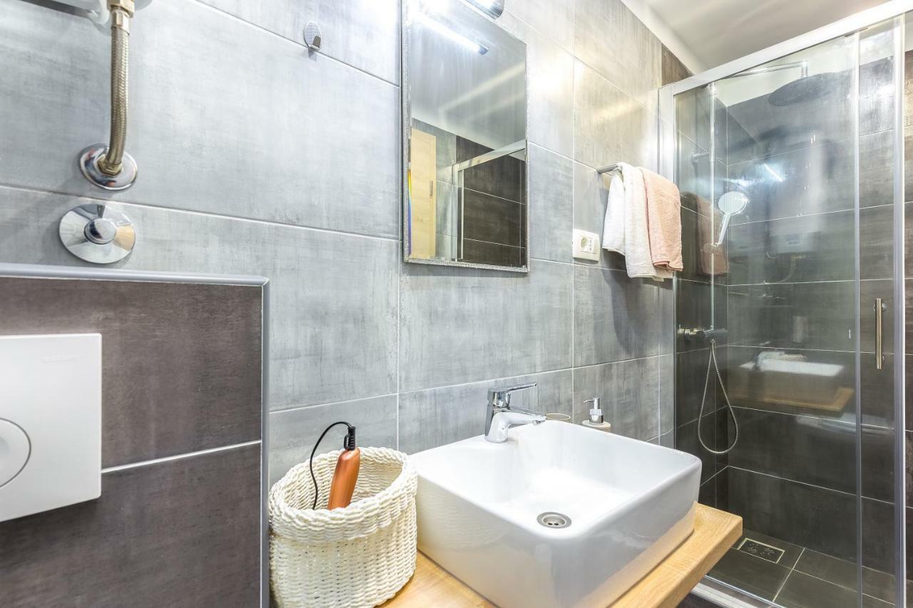 Apartments In The City ริเยกา ภายนอก รูปภาพ